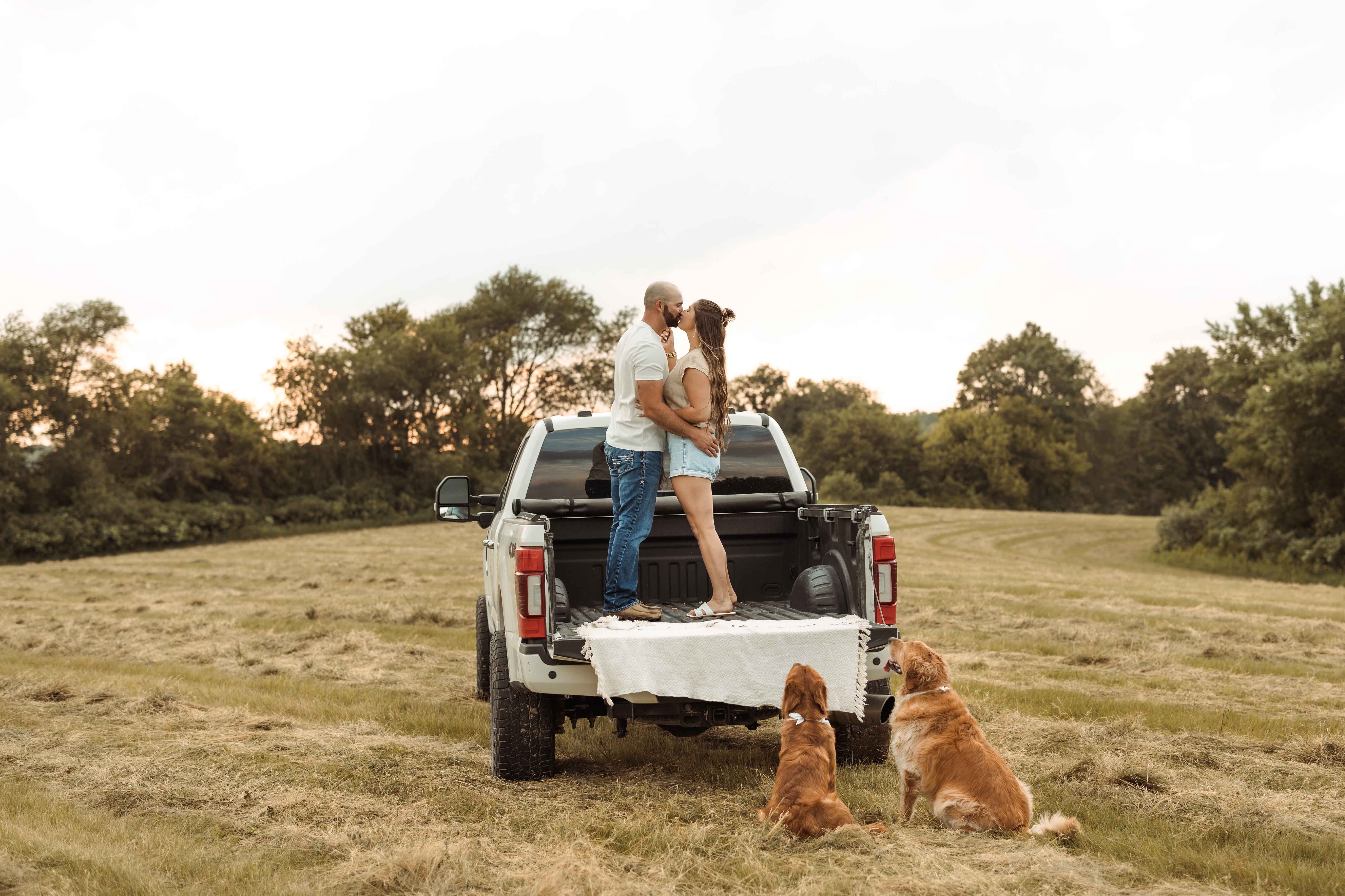 Palisades Park Engagement, Mount Vernon, Iowa