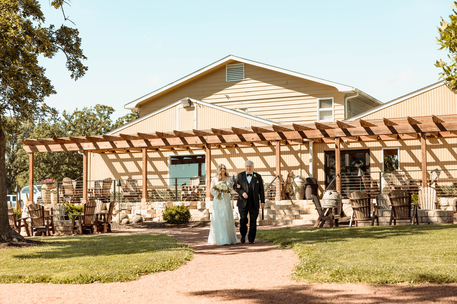 Old Oak Winery Wedding, Milan, Illinois