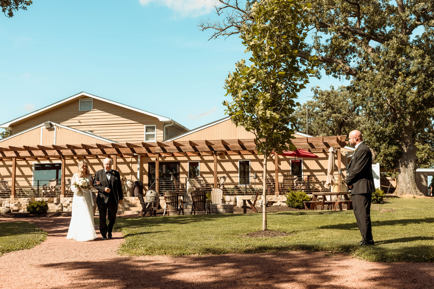 Old Oak Winery Wedding, Milan, Illinois