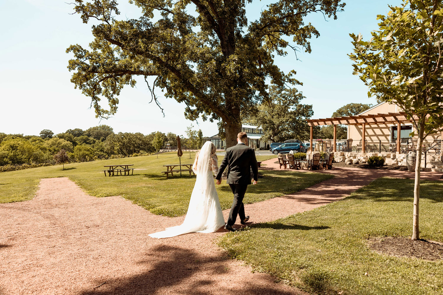 Old Oak Winery Wedding, Milan, Illinois